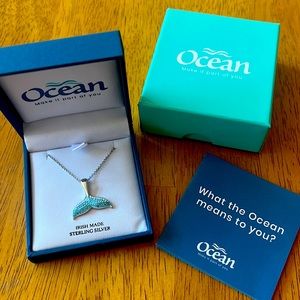 Ocean Jewelry Sterling Silver Blue Whale Tail Necklace w Crystals New Never Worn